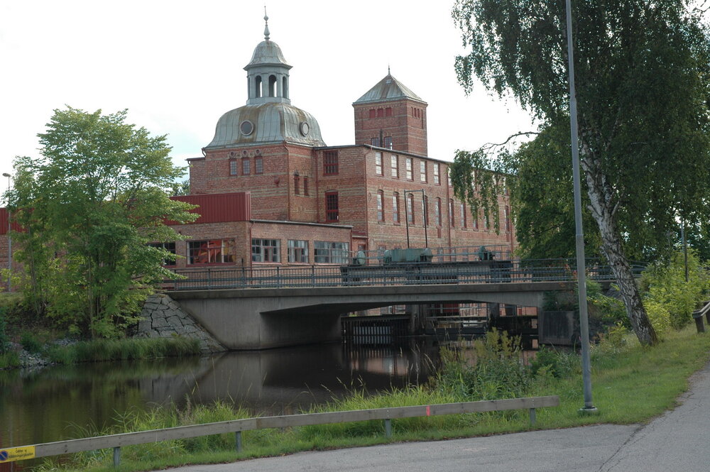 alte_Textilfabrik_Sjuntorp.thumb.jpg.48e1d30dff9e2fb789b359b66dd01ea0.jpg