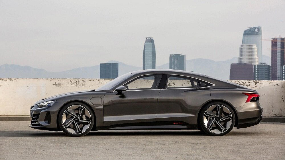 audi-e-tron-gt-concept-1-3.thumb.jpg.199d2462d92763ea74579aaa0dcad2f3.jpg