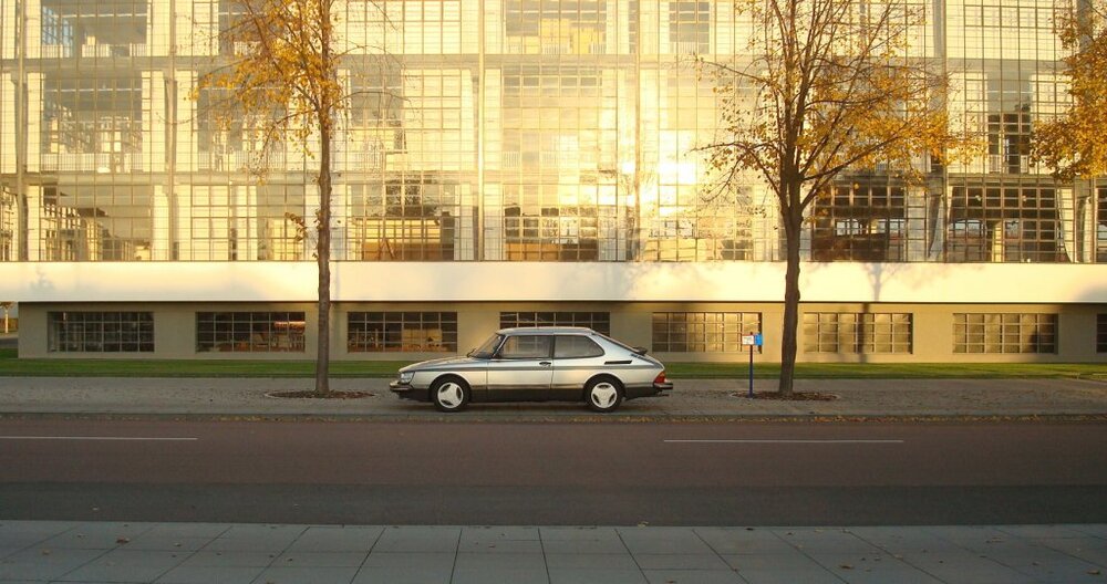 bauhaus1.thumb.jpg.fb9bb461138890c337a51cbec788862d.jpg