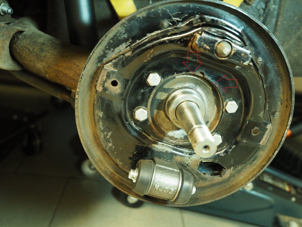 bremsanker-saab96.thumb.jpg.68bd8f9de54de85fc182eb941d015c1c.jpg