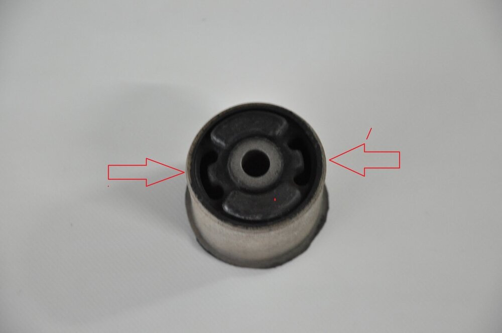 buchse.thumb.jpg.c2d5d7eec17799cfa47af12a59c2ccd7.jpg