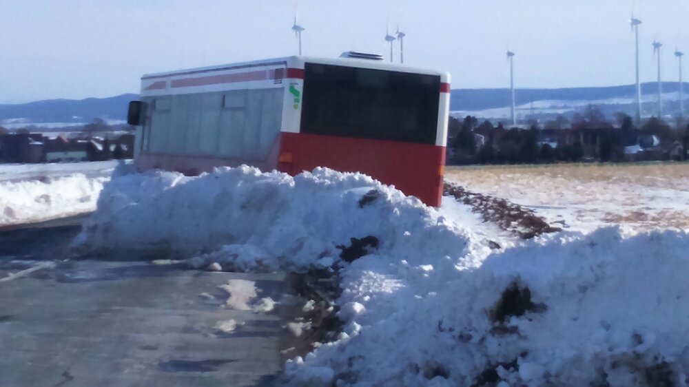 bus.thumb.JPG.595571639edfb2e4f1923203351240ea.JPG