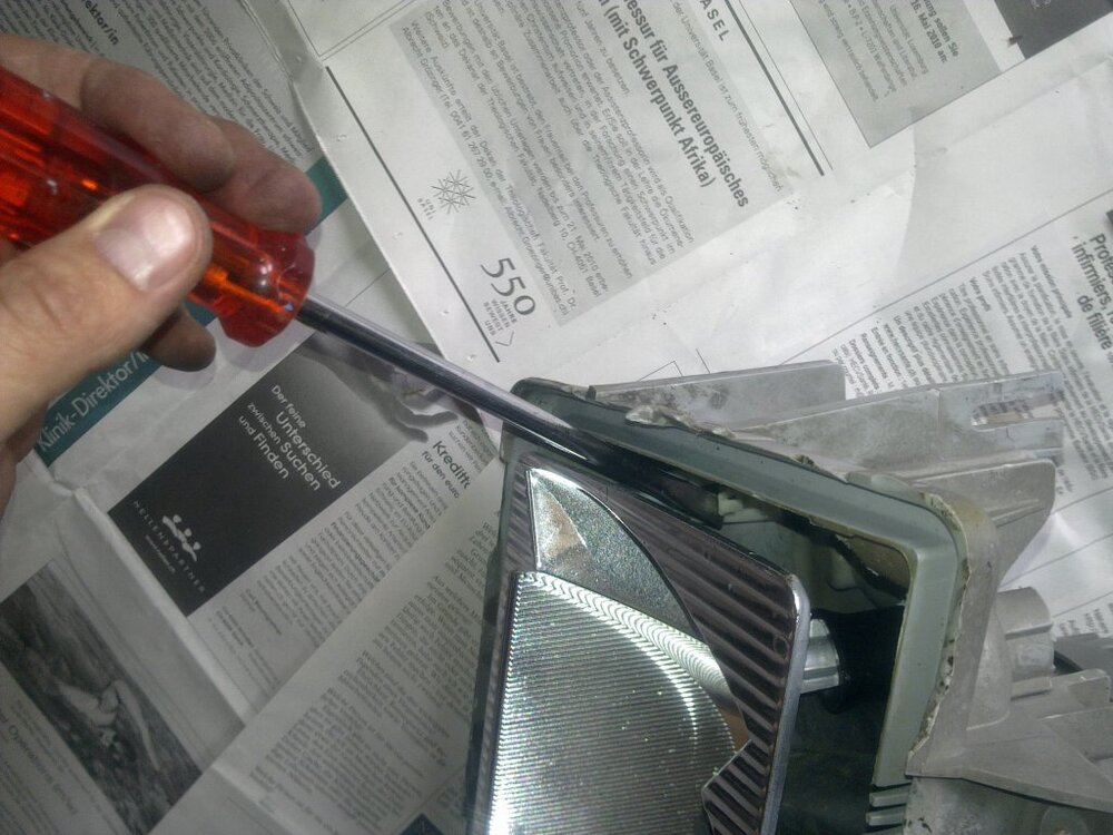 clipstellschraube.thumb.jpg.d1cdc4712230c1a96d9a6709cc67de57.jpg