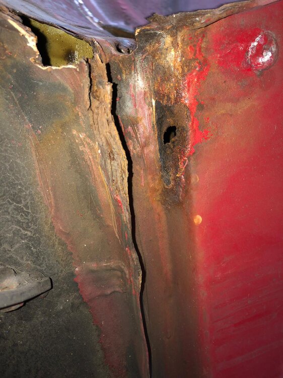 dd1306ce-7fb7-4c92-9d61-819c376e3805.thumb.jpg.2edf3902fa202f7ba216c8cc37f9e081.jpg