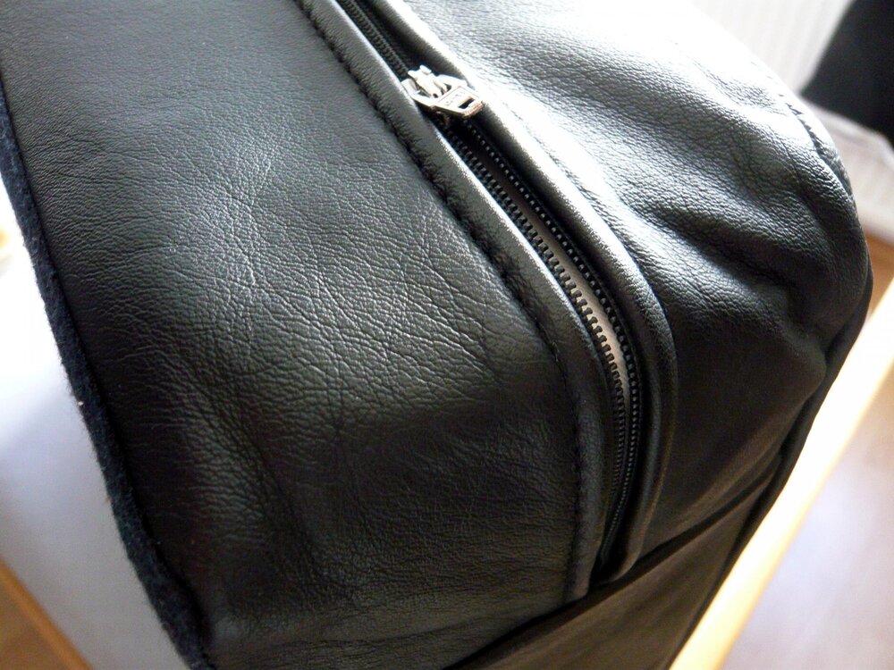 detail4.thumb.jpg.3e52bcb4b946f7714664d72fa476ecc1.jpg