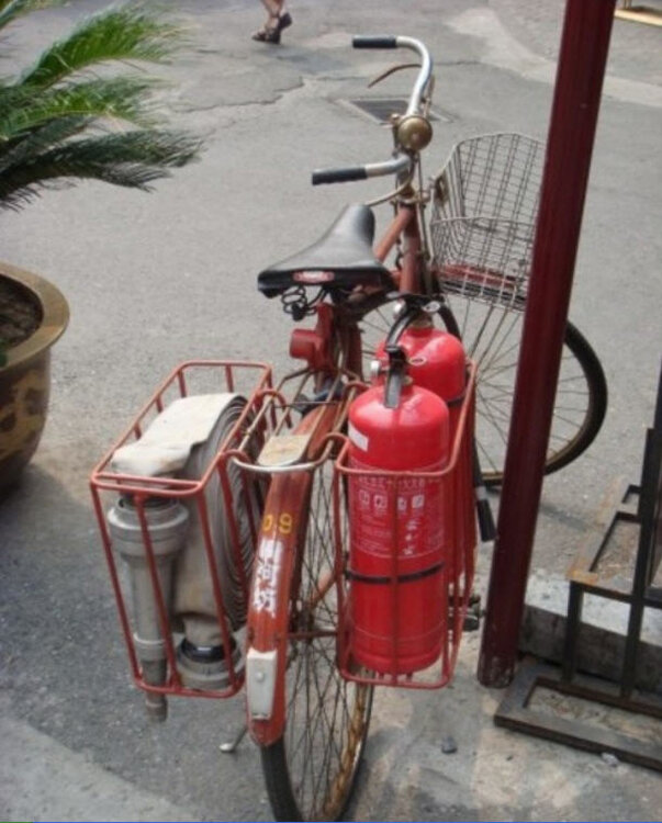 feuerwehr.thumb.jpg.0888556f5a567a754ae06967149abbc1.jpg
