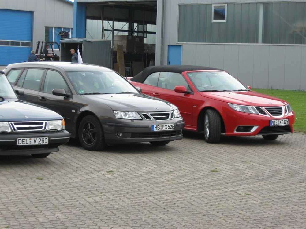 finecars1.thumb.jpg.9ece0254ba93a643a57efc558c10166e.jpg