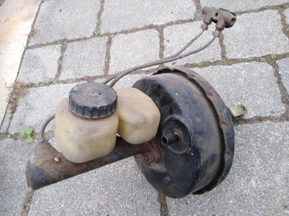 hbz_99_1.thumb.jpg.e5b33d6991ad136c24fe3f58fe23e5f2.jpg