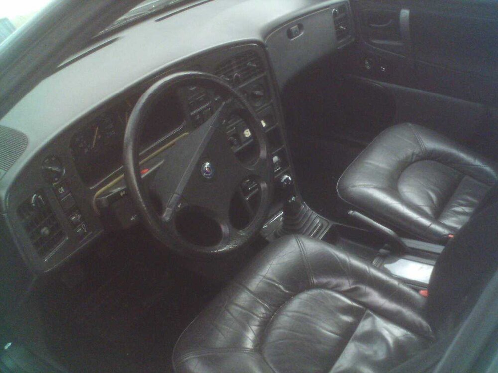 innen1_100.thumb.jpg.38f4251947cbfb6d72026071fc3fd7c9.jpg