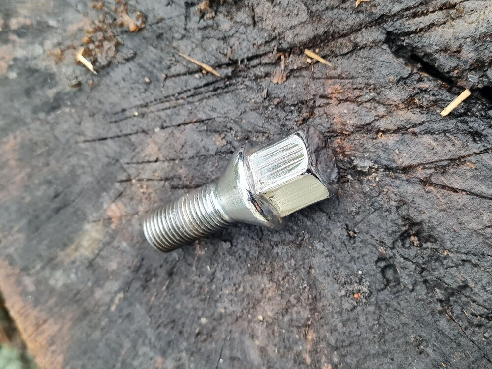 k-20231029_151425.thumb.jpg.95575f17681685f699b38ad083856627.jpg