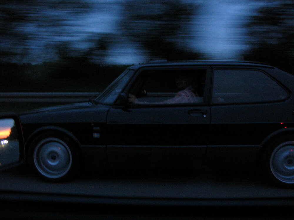 motorhaubensitzen_k_ln_21_05.2005_035_161.thumb.jpg.8aea08a95e4fe1ecb33e2b9779f5accb.jpg