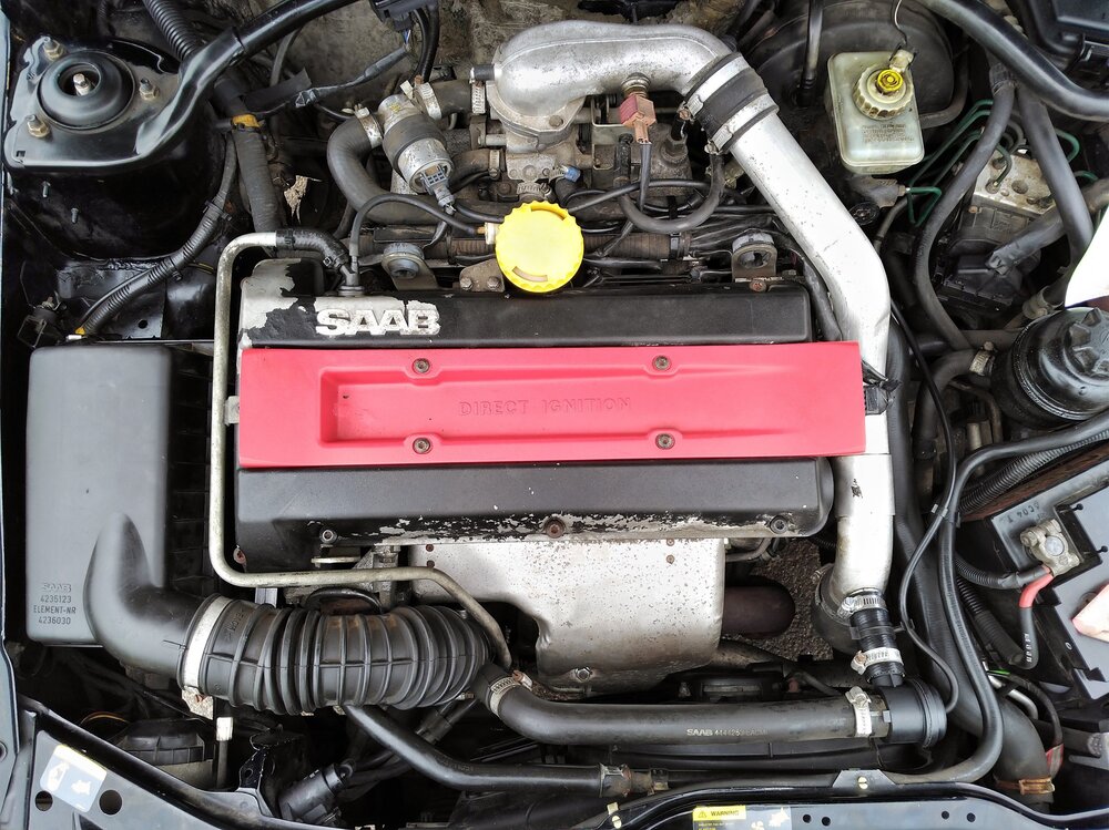 motorraum.thumb.jpg.2dac1ed5114e4a94d5799f3da367e3b9.jpg