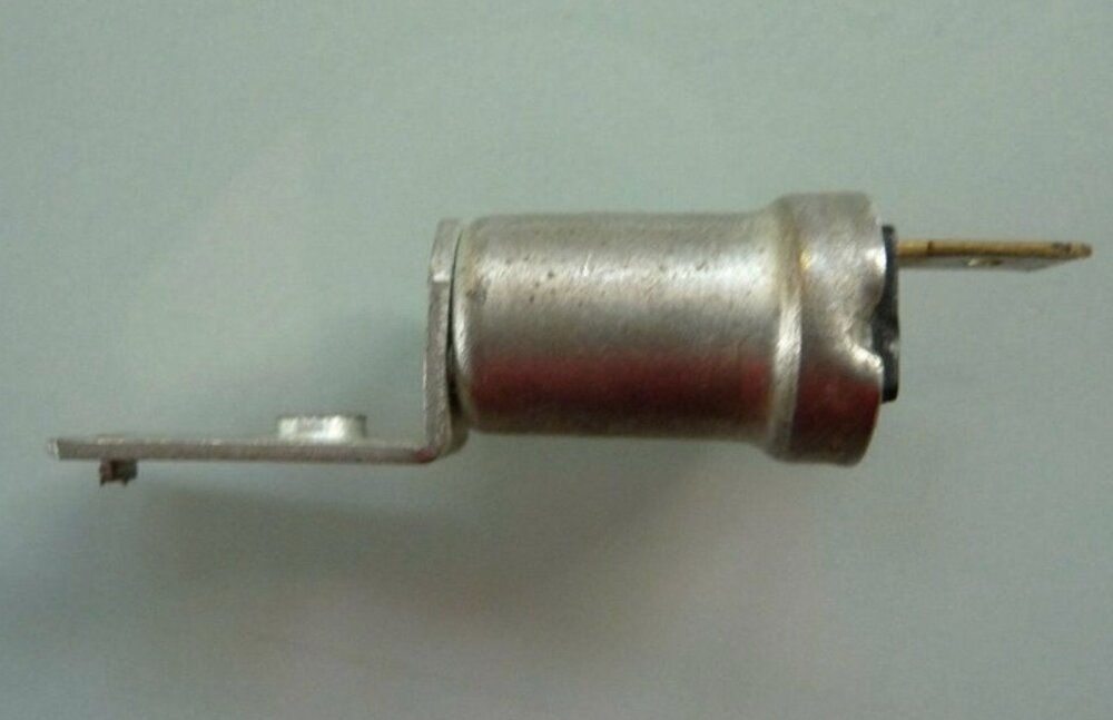 neigungsschalter900CV.thumb.jpg.02fa41f22045edda7819436261636e3a.jpg
