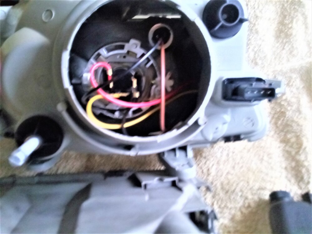 neu1.thumb.jpg.374da7b25376cccd504236d5ef4e68bf.jpg