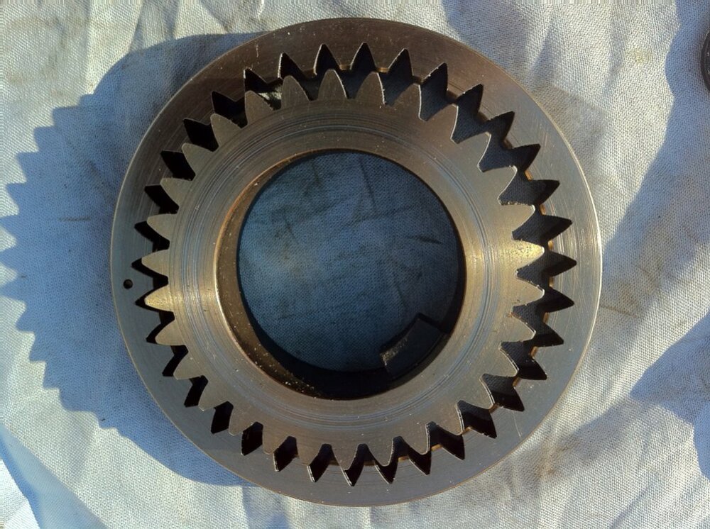 oelpump4.thumb.jpg.9e9d584c2b1d19bf15e8ab0811527cd7.jpg