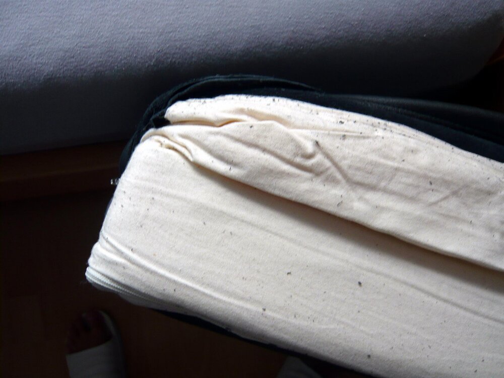 polster_innen_gestaucht2.thumb.jpg.39d948a154ed06ffbf1704845dc93033.jpg