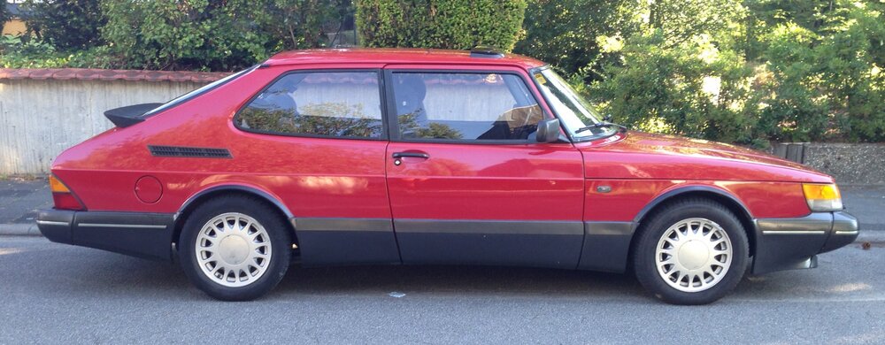 saab.thumb.JPG.b889aad7ffce128cd6c7b630eb9d4021.JPG