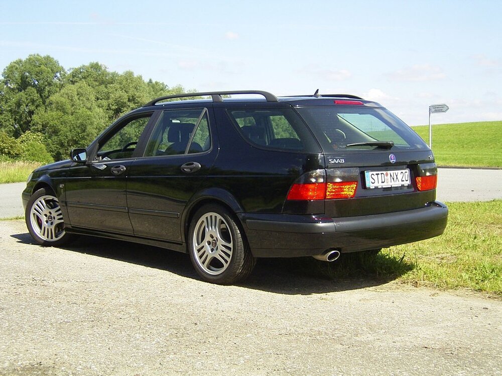saab004.thumb.jpg.9de4cd590046afe99960bfc1891c27f6.jpg