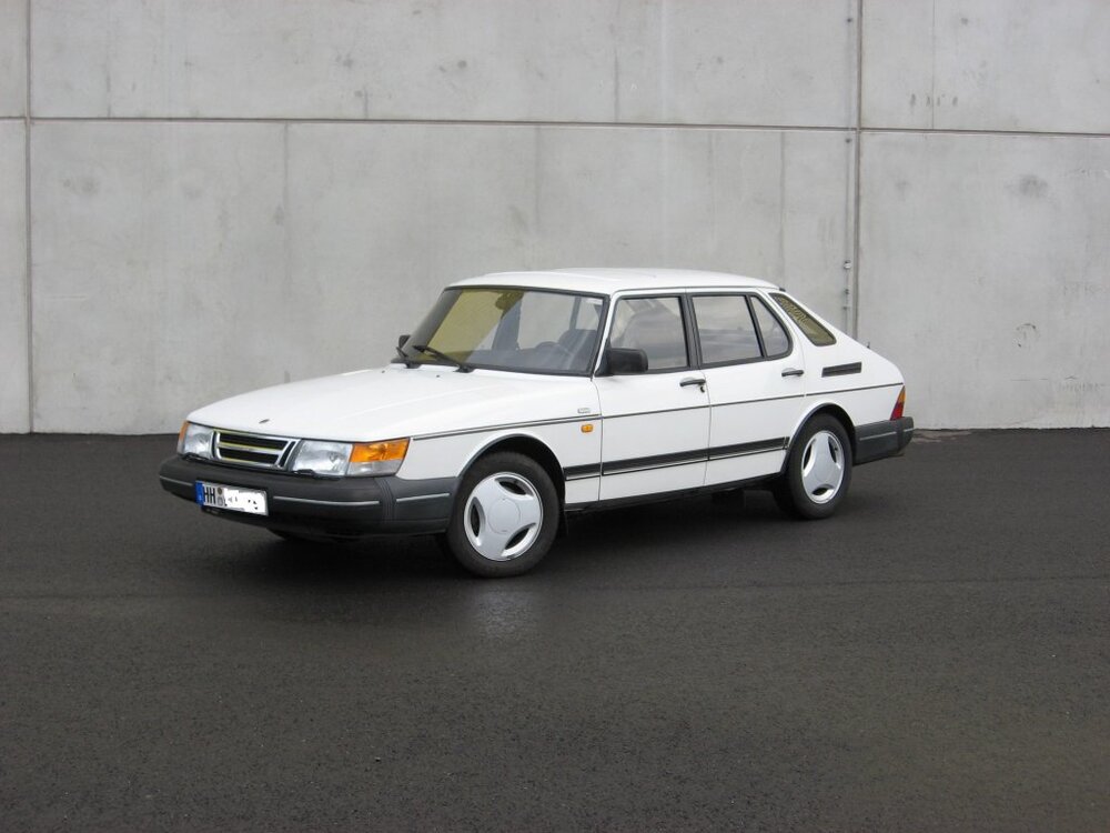 saab1.thumb.jpg.6113e2aa1d78a45d77758457c61da704.jpg