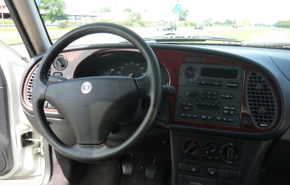 saab_3.thumb.jpg.4961a891944f2eb1a60279de8973953d.jpg