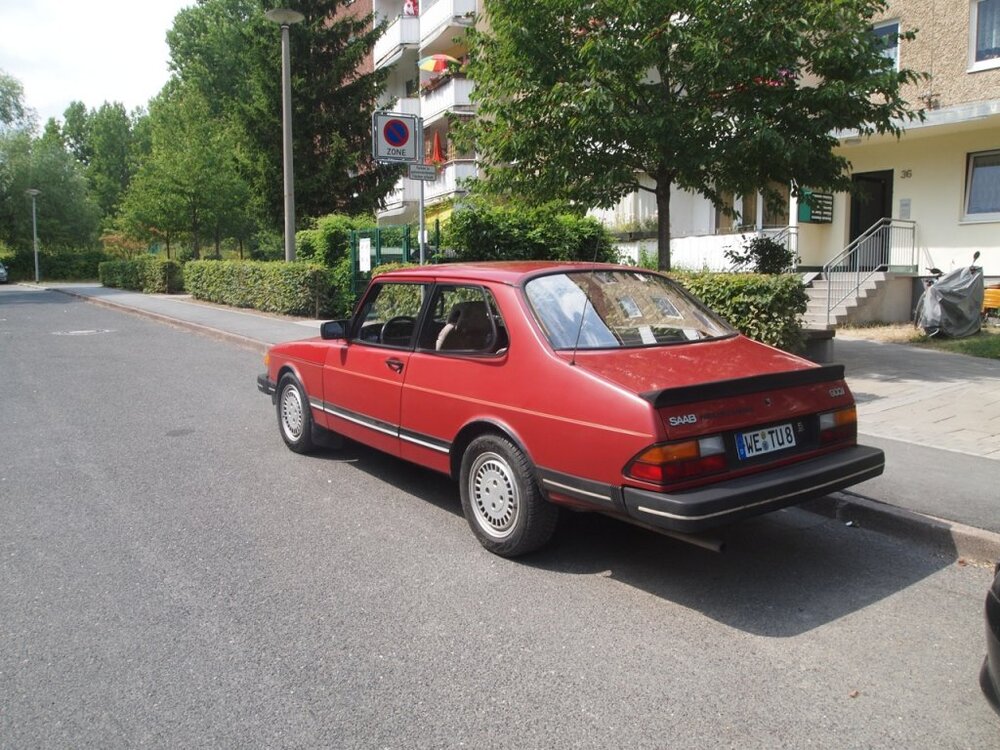 sedan_11.thumb.jpg.90eeaad1e5d7695ea34b8c78a24a36fe.jpg