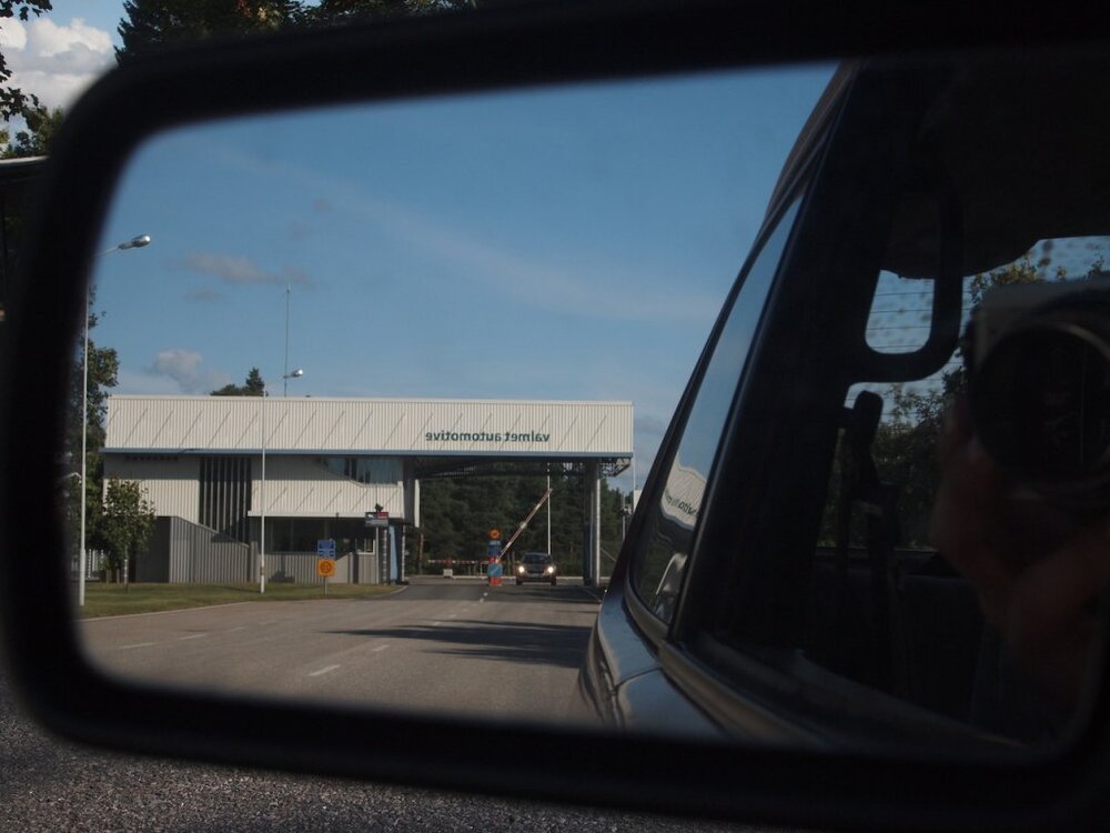 sedan_14_1.thumb.jpg.98aa9c90d9ed1182b79afacd119240c8.jpg