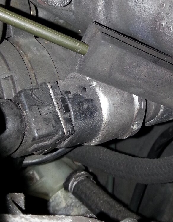stecker.thumb.jpg.9ca80551de6bcbfe6339bdd92106feff.jpg