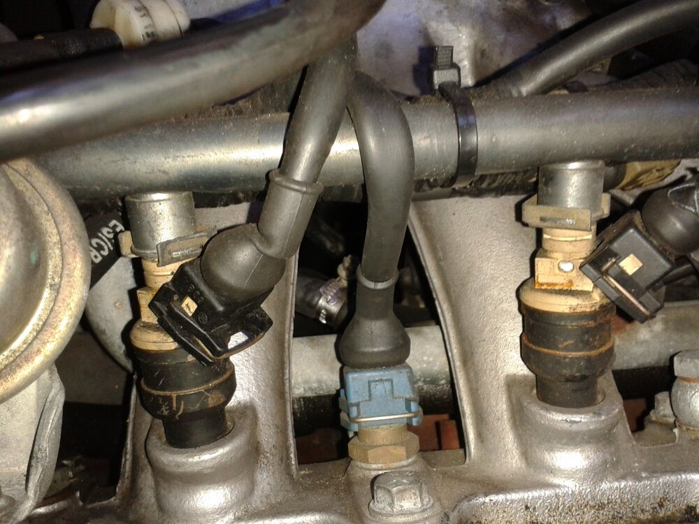 stecker2.thumb.jpg.b073caad93c2c94321c784e9913e01af.jpg