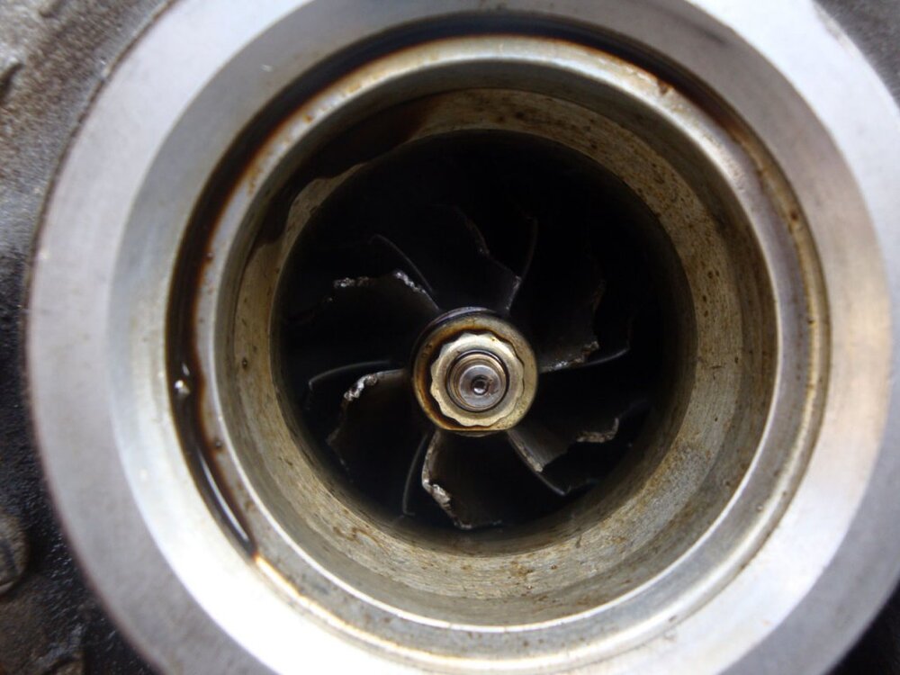 turbo02.thumb.jpg.cc9f0c14693292e0ee39abb109b38675.jpg