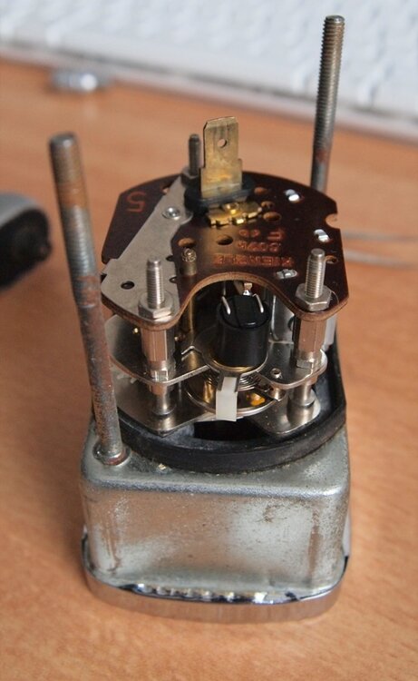 uhr_4.thumb.JPG.cfd0cd7f70b057d01effaf0430501495.JPG