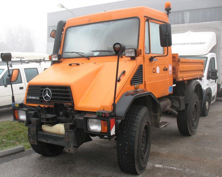unimog.thumb.jpg.934ad25a8039b08853ea45052092c7e6.jpg