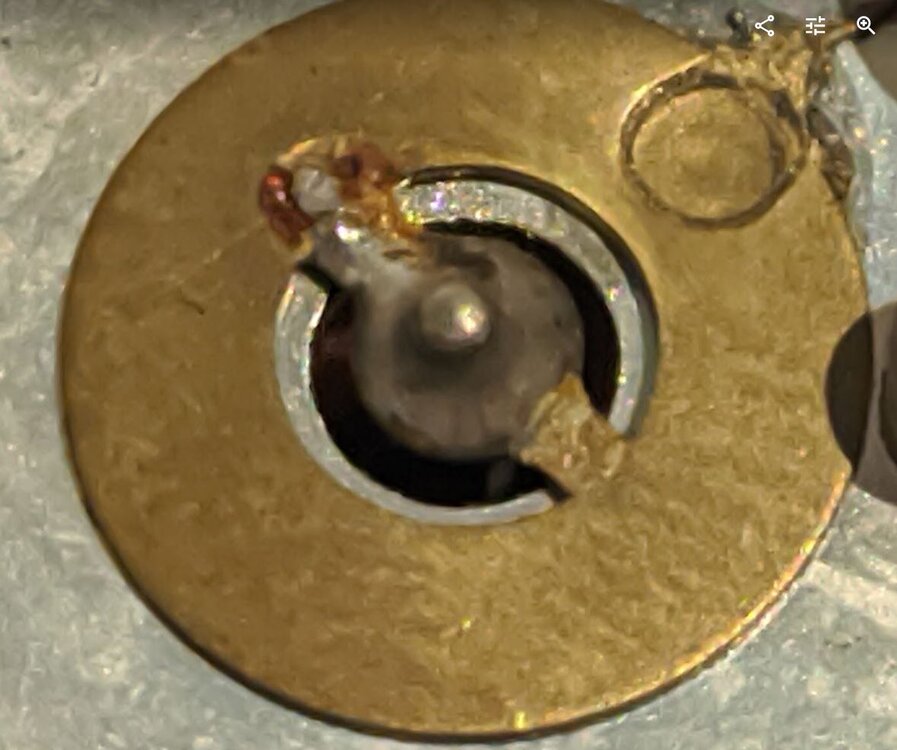vdu_uhr_scheibe.thumb.jpg.7c2b9ada47f5a25cdc50e4cb7e500f3d.jpg