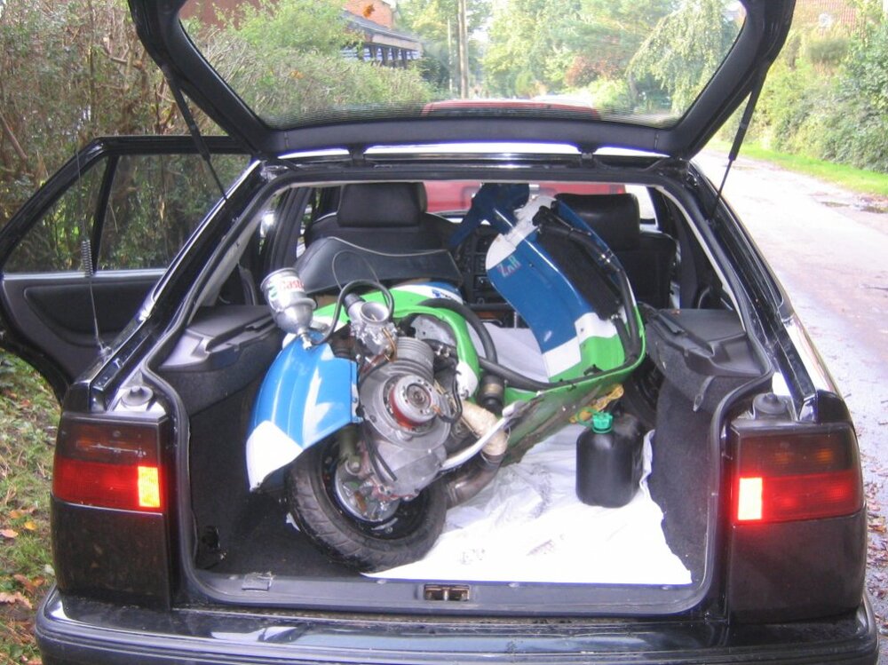 vespa330.thumb.jpg.af666c92f10602712286915b67ba6331.jpg