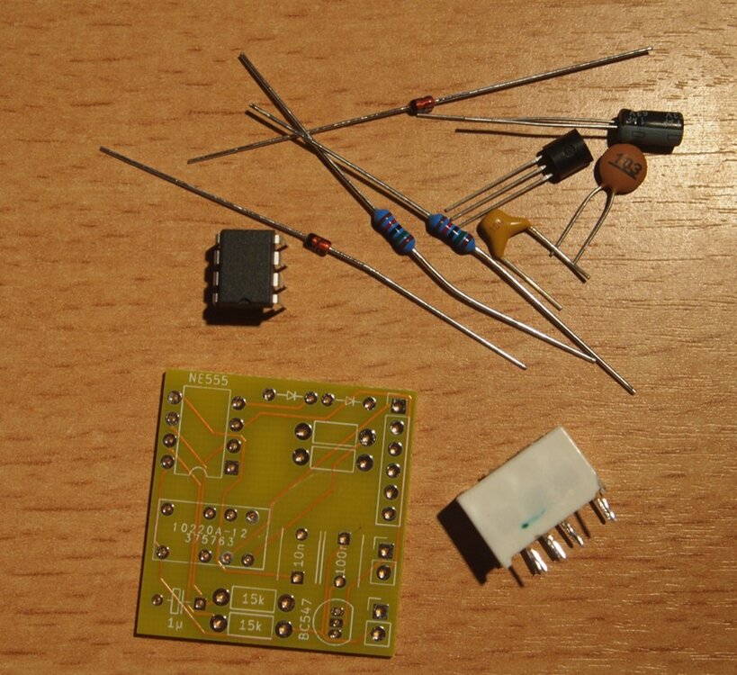 vf-aux-3.thumb.JPG.6c16252f29a5147eb558842b02bf375e.JPG