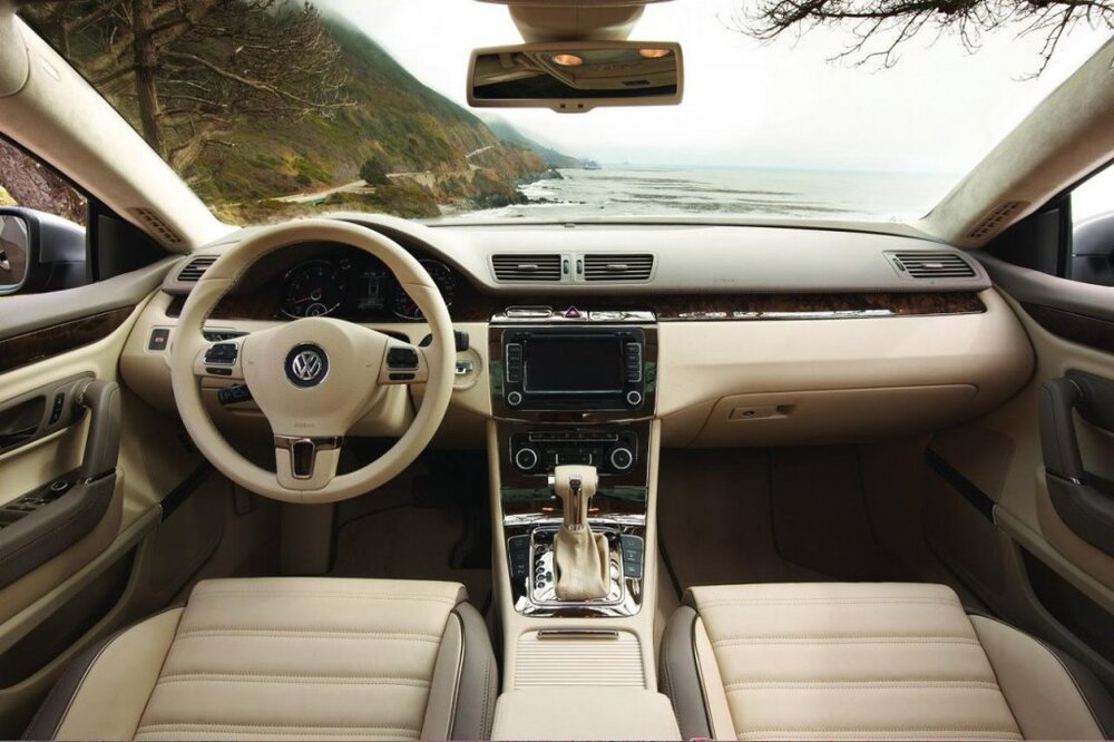 vw-passat-cc-gold-coast-interieur.thumb.jpg.ef995d963706de05c497b8991f0fb586.jpg