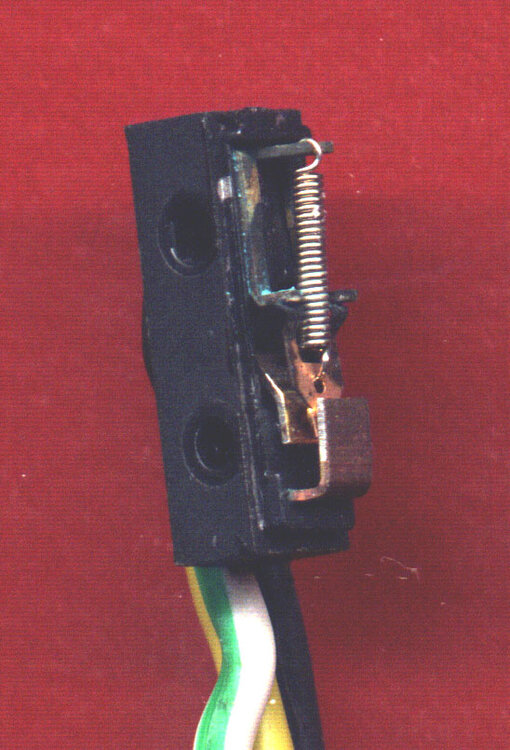 zv-schalter4.thumb.jpg.0efa33bd3fa767953ce8b391998f0335.jpg