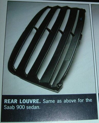 900_sedan_rear_louvre2.jpg