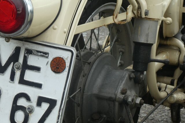 R27_1.jpg