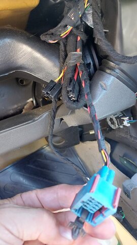 2026_08_08-Saab Stecker.jpeg