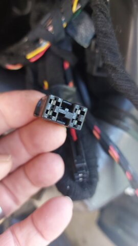 Saab Stecker-2.jpeg